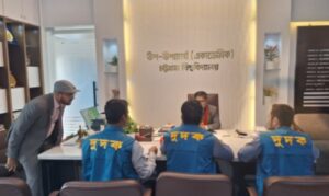 নিয়োগে অনিয়ম-দুর্নীতি, চবিতে দুদকের তদন্ত দলের অভিযান