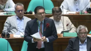 নতজানু পররাষ্ট্রনীতির কবর রচনা করা হয়েছে: সংসদে পররাষ্ট্রমন্ত্রী