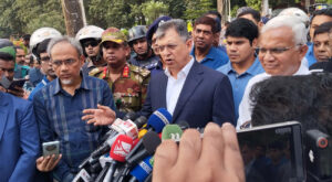 সন্ত্রাসী ও চাঁদাবাজ ধরতে আইন-শৃঙ্খলা রক্ষা বাহিনীকে কঠোর নির্দেশ